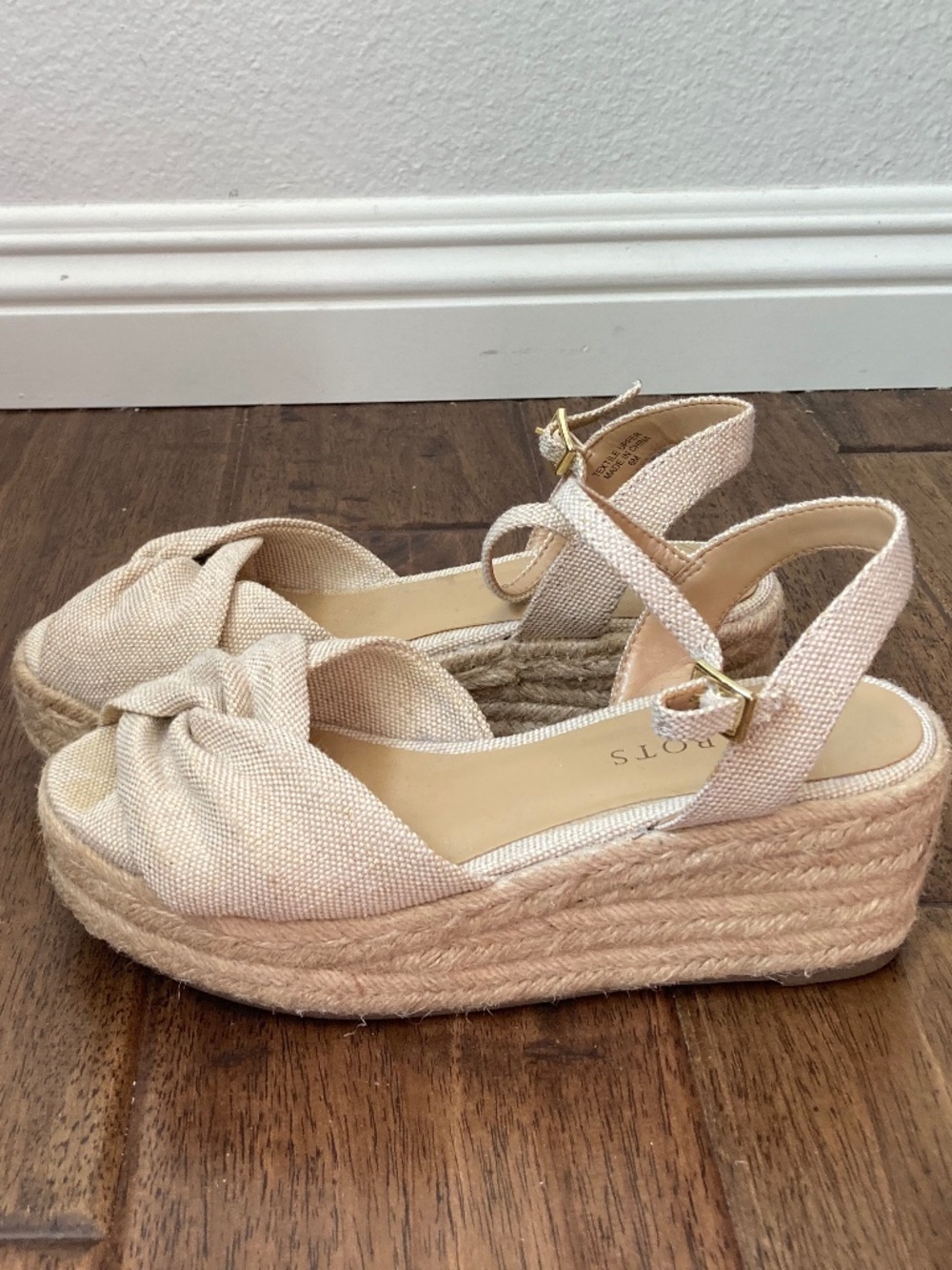 Talbots Pamela Twist Canvas Espadrille Wedges Beige sz 6 Coastal Nautical